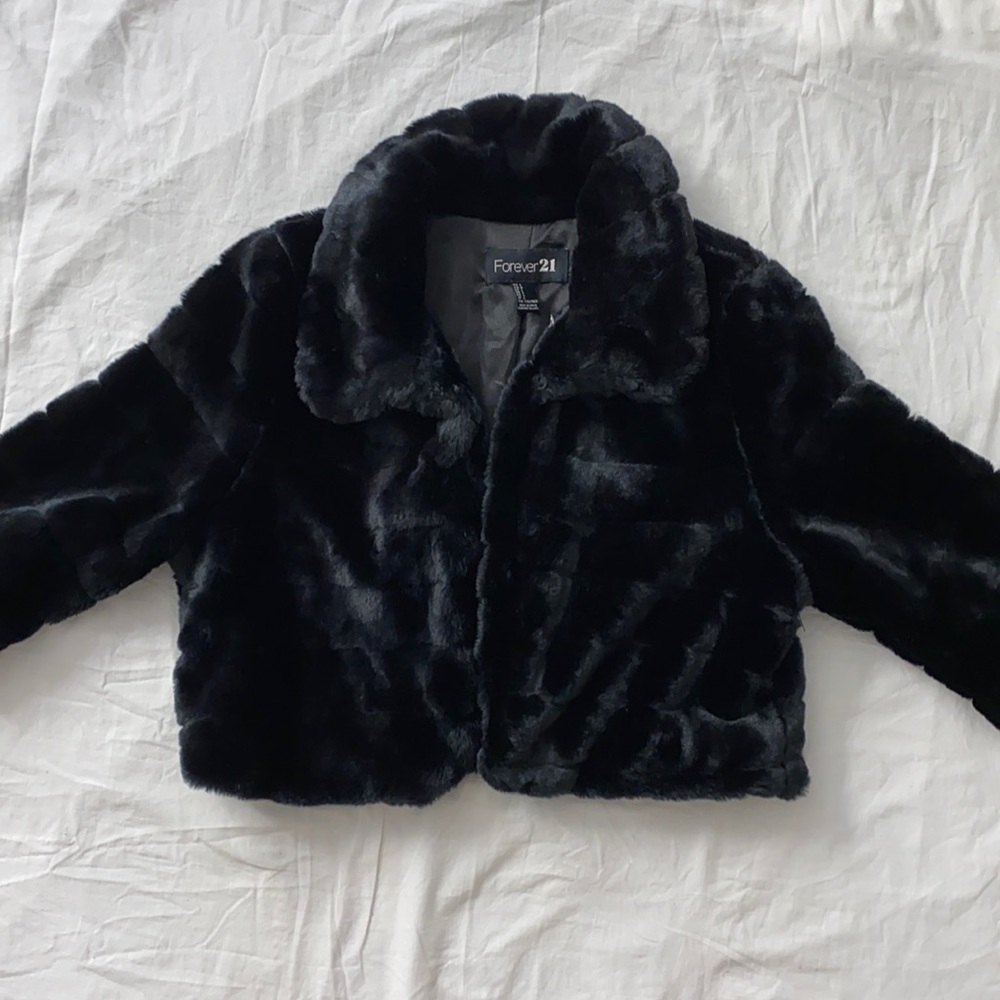 Forever 21 cropped faux fur jacket